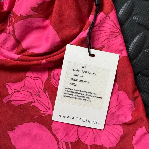 Acacia Swimwear Suki Full Piece Ahunui Pink and Red Floral Swimsuit Medium NWT - Picture 2 of 8